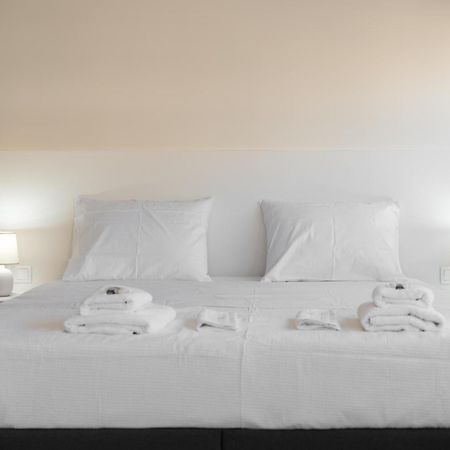 דירות אתונה Acropolis View Window Retreat In Monastiraki מראה חיצוני תמונה